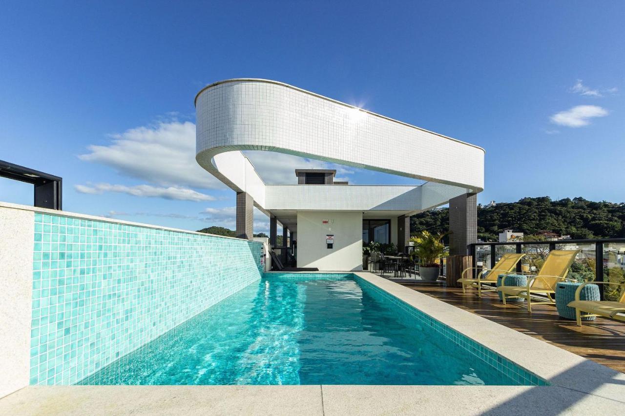 Aion Suites 302 - Lindo Apartamento Com Vista Para O Mar, A 60M Da Praia De Bombinhas, Com Piscina E Academia No Rooftop. Exterior photo